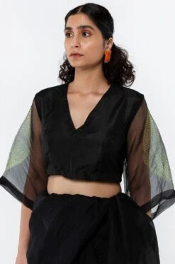 Medium Black Eye Blouse