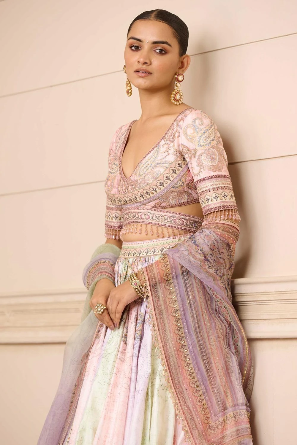 Tarun Tahiliani Black Paisley Printed Lehenga Set 6 Tarun Tahiliani Black Paisley Printed Lehenga Set - Image 6