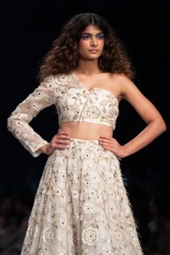 Payal Singhal Off White Embroidered Lehenga Set -Outlet Spiffy Fits Store 1411ps22 4