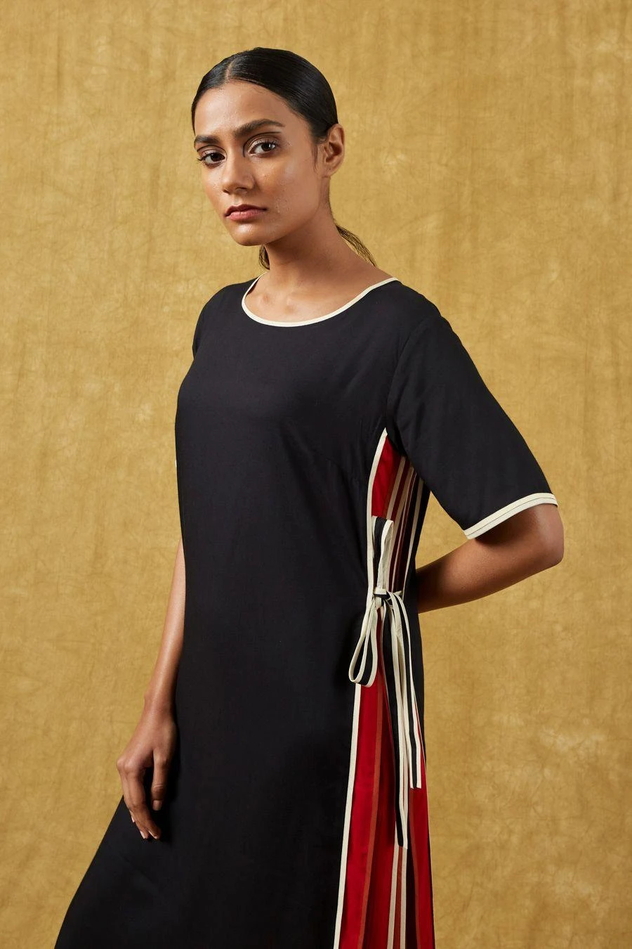 Bodice Black Half Sleeve Shift Dress 4 Bodice Black Half Sleeve Shift Dress - Image 4