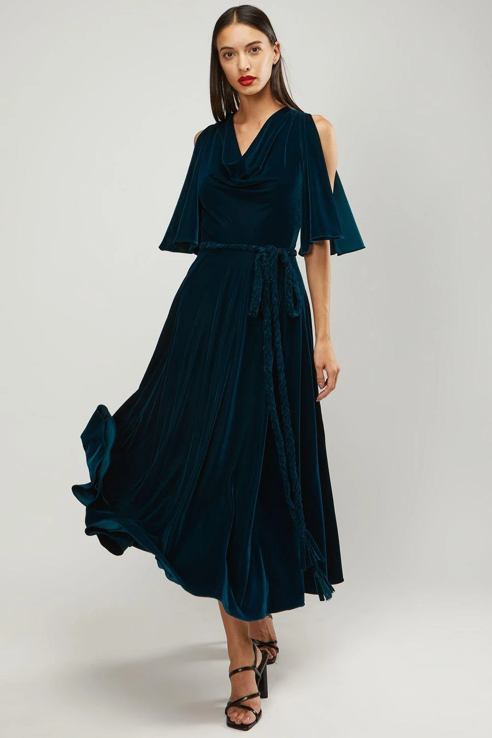 Gauri & Nainika Emerald Green Velvet Midi Dress 1 Gauri & Nainika Emerald Green Velvet Midi Dress