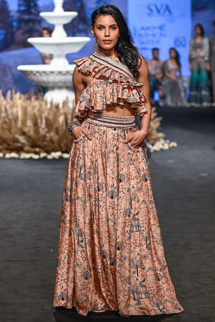 SVA Pink Mor Jaal Printed Skirt Set 1 SVA Pink Mor Jaal Printed Skirt Set