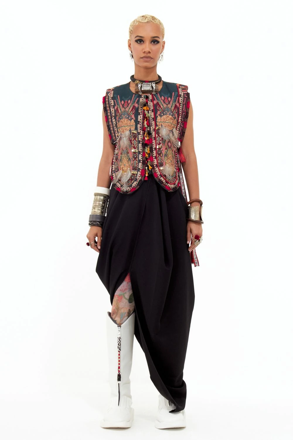 Aseem Kapoor Multicoloured Beadwork Gilet 1 Aseem Kapoor Multicoloured Beadwork Gilet