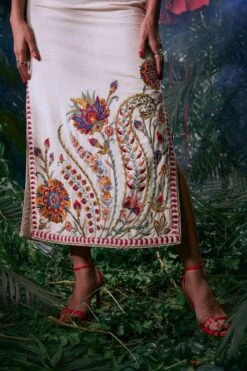 Chandrima Ivory Threadwork And Beadwork Dress -Outlet Spiffy Fits Store 41123cm1 3