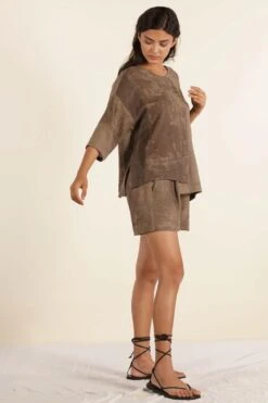 Urbania Hazelnut Colour Blocked Boxy Top 6 Urbania Hazelnut Colour Blocked Boxy Top -Outlet Spiffy Fits Store 4823ua3 3 1