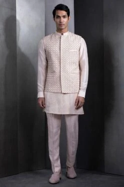 Rohit Gandhi + Rahul Khanna Men Pastel Pink Geometric Embroidered Bundi
