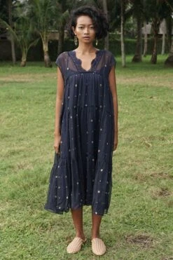 Baju Midnight Blue Mallow Midi Dress