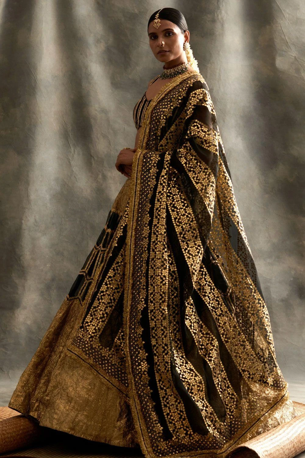 Itrh Black & Gold Lehenga Set With Lampi Details 2 Itrh Black & Gold Lehenga Set With Lampi Details - Image 2