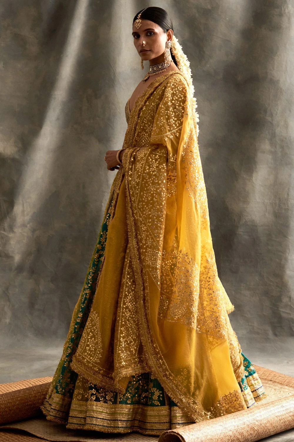 Itrh Colour Blocked Lehenga Set With Gota Patti Details 2 Itrh Colour Blocked Lehenga Set With Gota Patti Details - Image 2