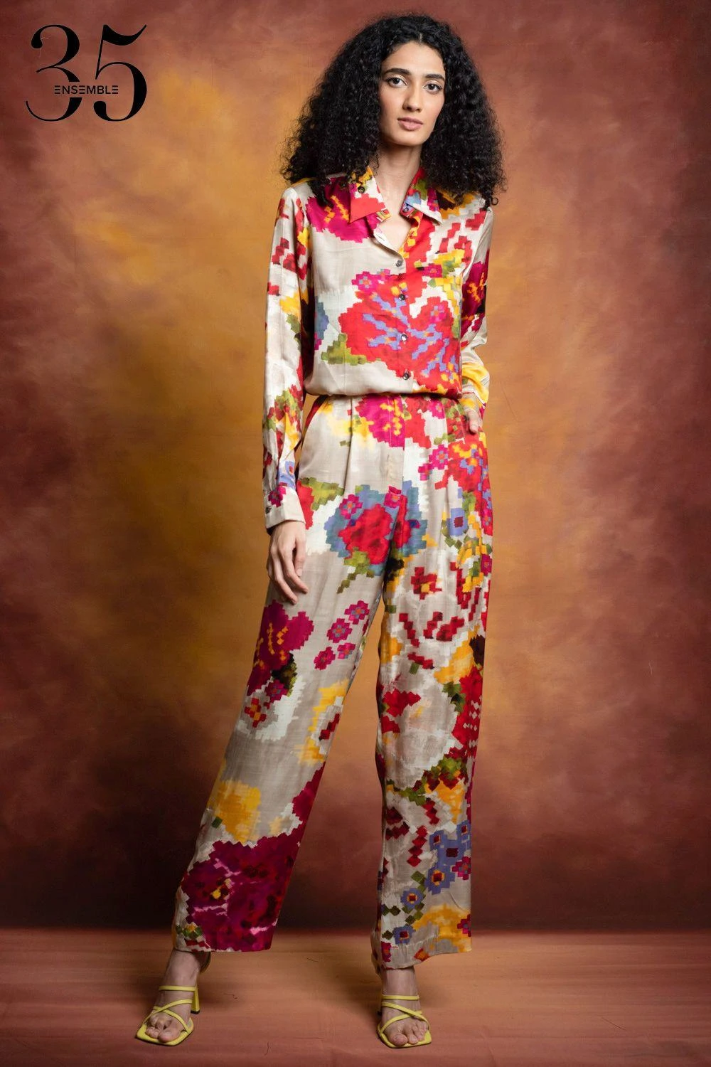 Saaksha & Kinni Multicoloured Floral High-waisted Trousers 1 Saaksha & Kinni Multicoloured Floral High-waisted Trousers